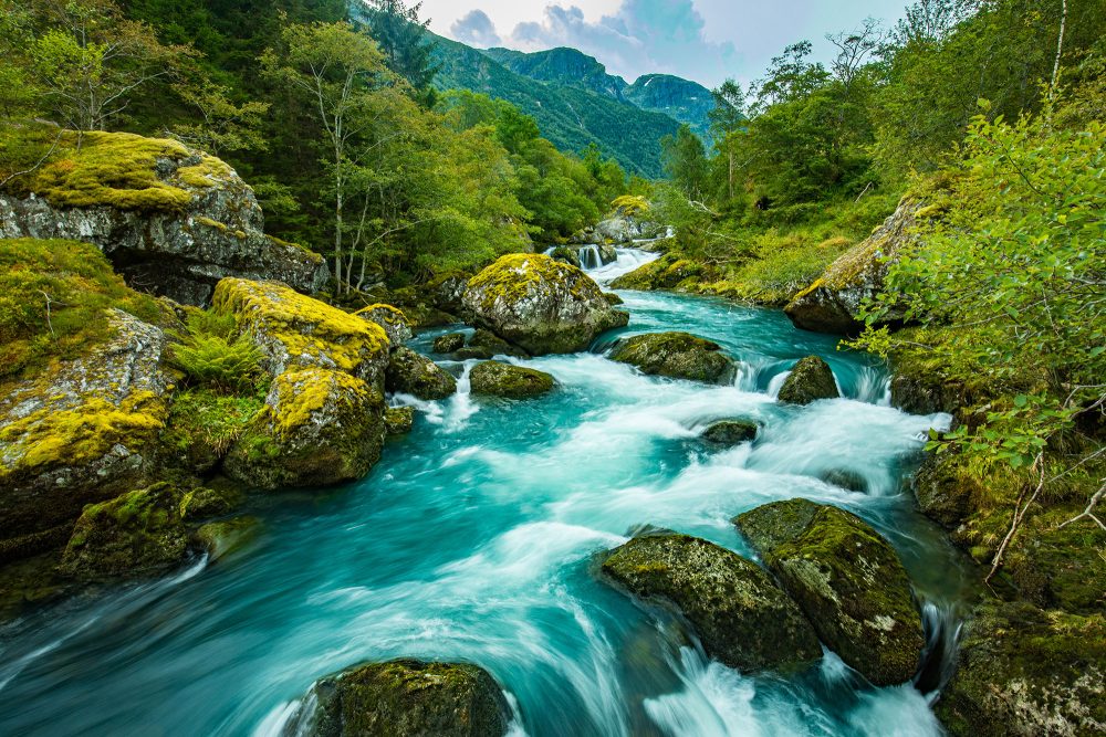 buscar-agua-subterranea-fuente-seca